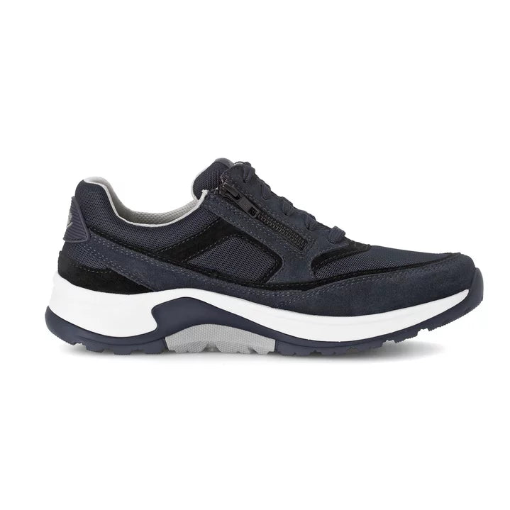 Waldweg – Sportliche Sneaker