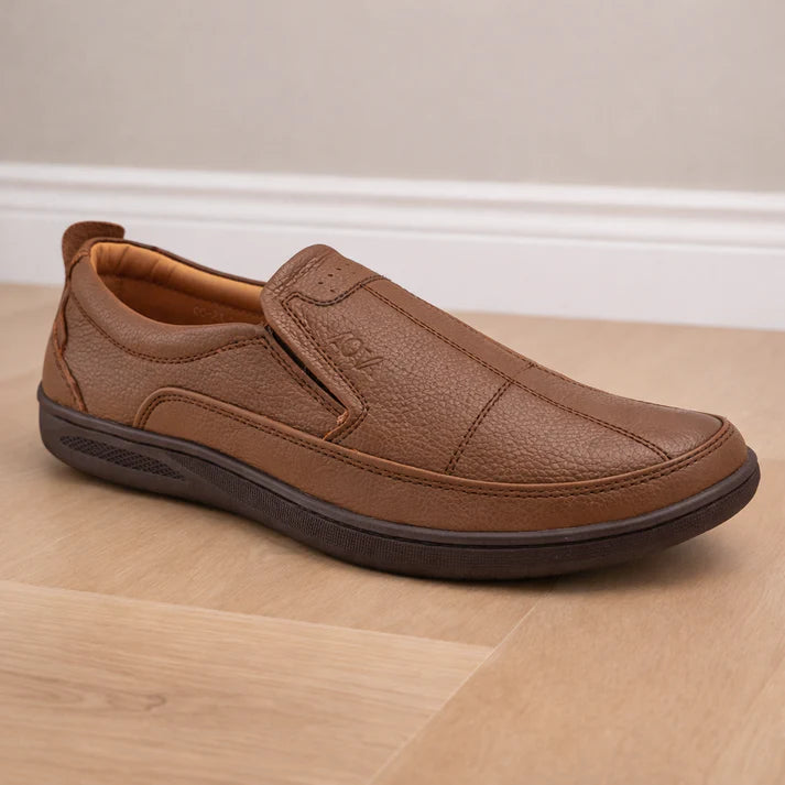 mocassin